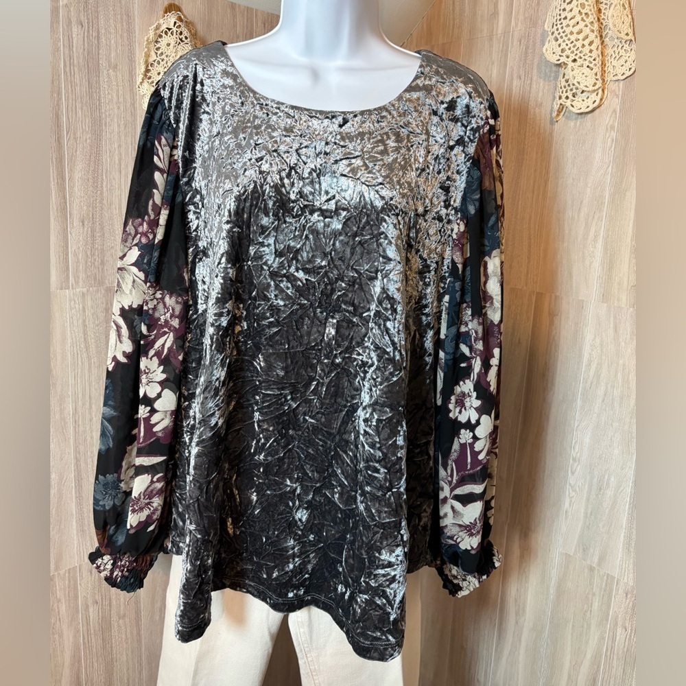Mystree Silver and Black Floral Velvet Blouse